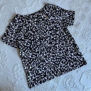 Rafaella women’s size large black and white animal‎ print top with collar detail